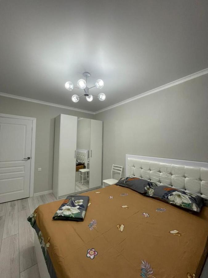 Apartment In Street Toktogula 77 Biskek Kültér fotó